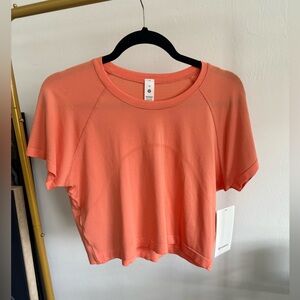 NWT Lululemon Swiftly Tech Cropped
Short Sleeve 2.0